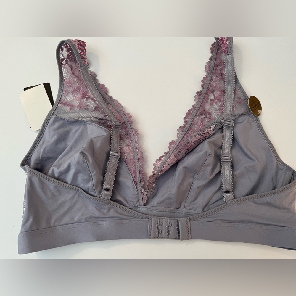 New with tags Wacoal wire free embrace lace bra (42) - Picture 4 of 5